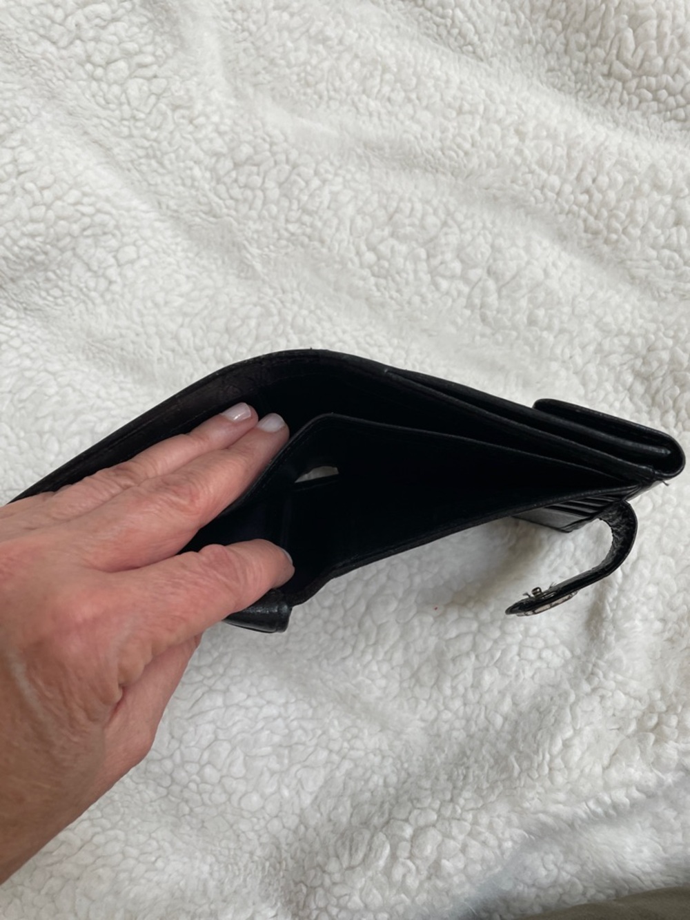 Brighton Wallet - Picture 5 of 5
